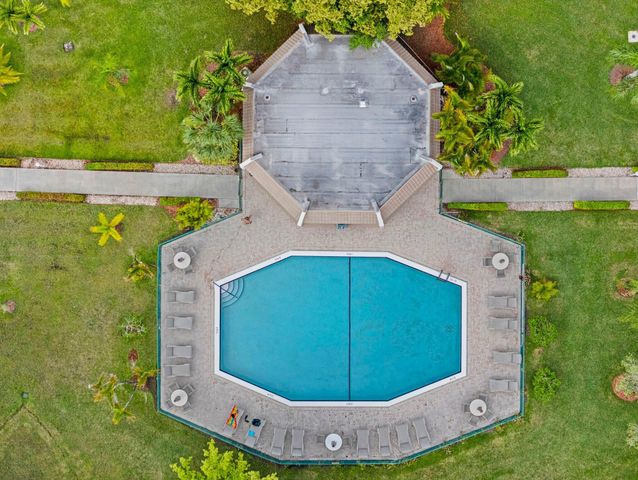 6800 Royal Palm Boulevard 207f, Margate, FL 33063