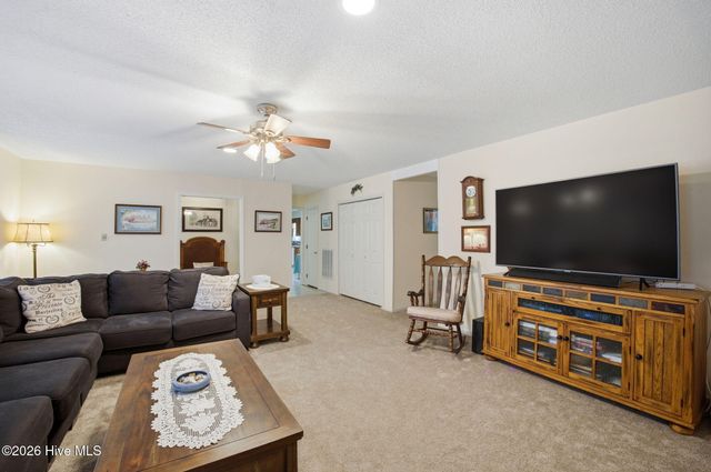 1836 Caracara Drive, New Bern, NC 28560