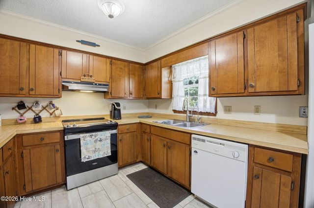 1836 Caracara Drive, New Bern, NC 28560