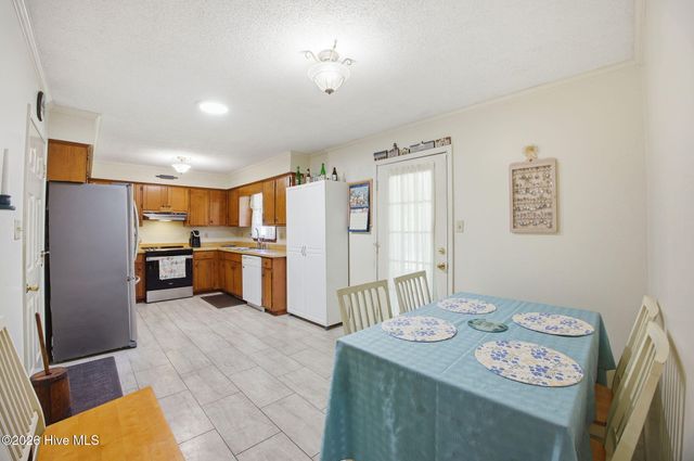 1836 Caracara Drive, New Bern, NC 28560