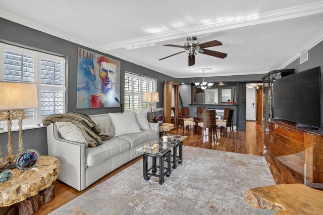 3050 NE 16th Avenue 207, Oakland Park, FL 33334