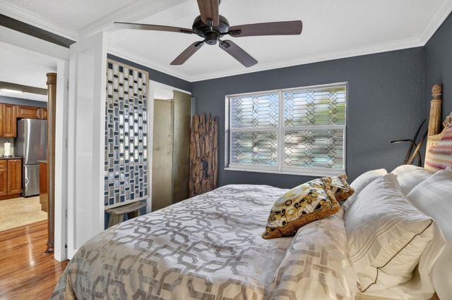 3050 NE 16th Avenue 207, Oakland Park, FL 33334