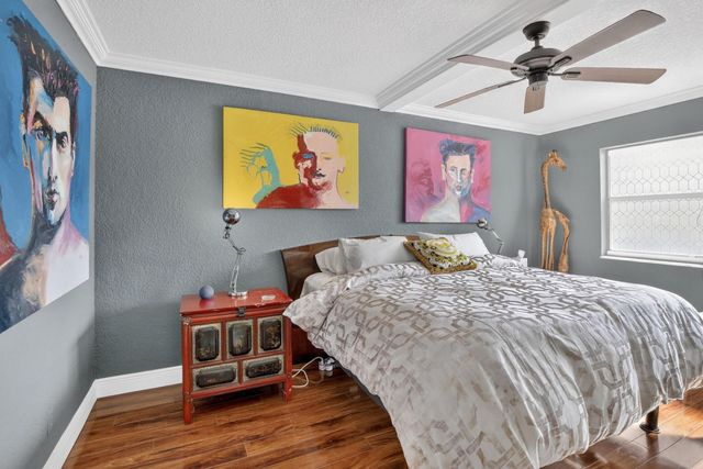 3050 NE 16th Avenue 207, Oakland Park, FL 33334