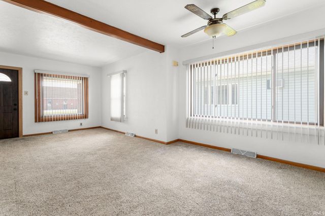 1104 W 8Th Street, Mishawaka, IN 46544