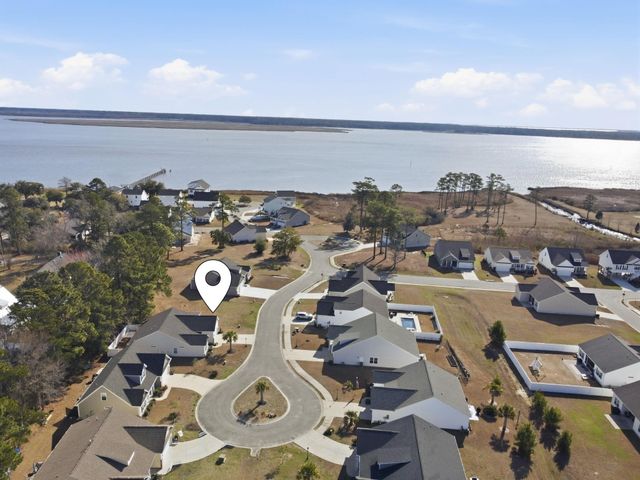 404 Two Rivers Rd., Georgetown, SC 29440