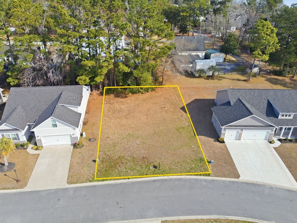 404 Two Rivers Rd., Georgetown, SC 29440