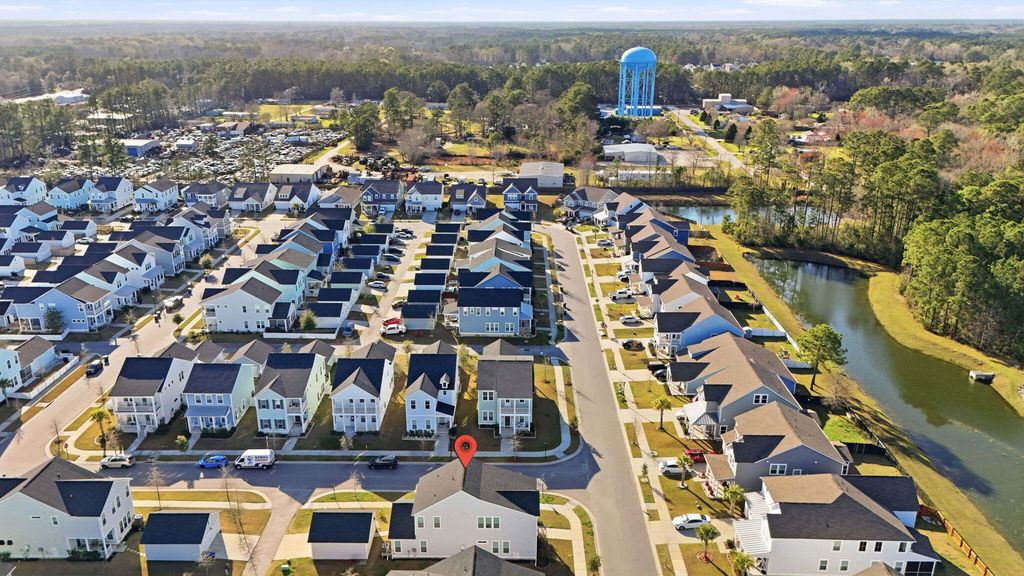 Image 48 of property listing at 511 N Commodore Way, Summerville, SC 29483