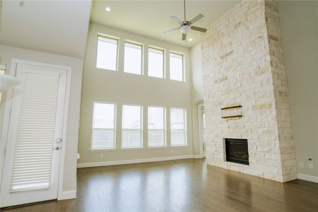 2620 Walnut Creek Lane, The Colony, TX 75056