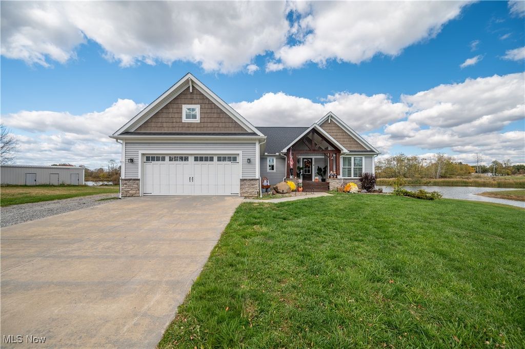 520 S Newton Falls Road, Diamond, OH 44412