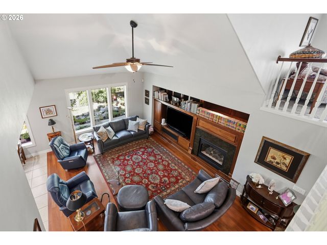 3910 MIRROR POND Way, Eugene, OR 97408