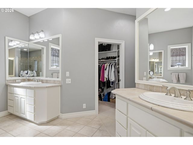 3910 MIRROR POND Way, Eugene, OR 97408