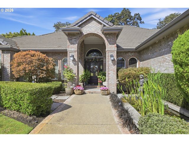 3910 MIRROR POND Way, Eugene, OR 97408