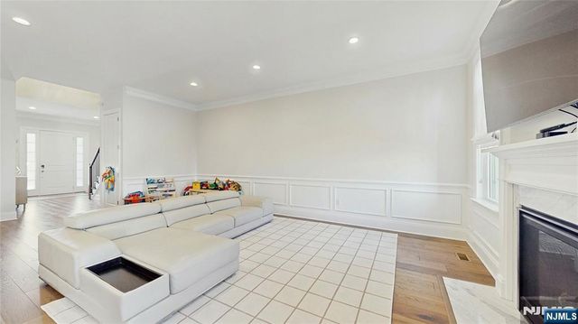 7 Saint Andrews Circle, River Vale, NJ 07675