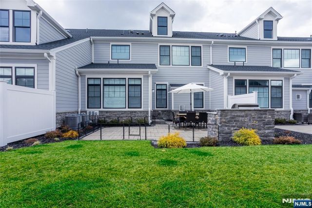7 Saint Andrews Circle, River Vale, NJ 07675
