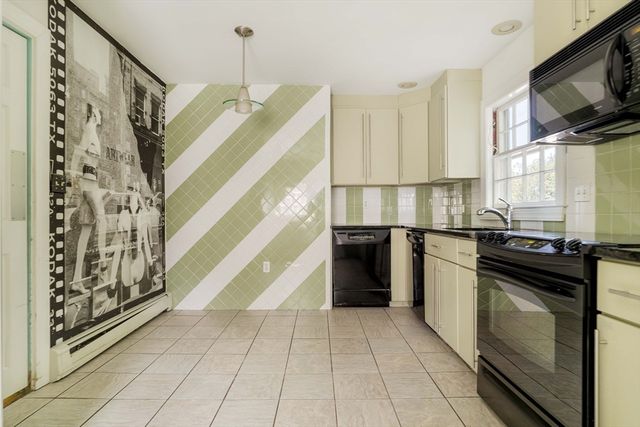 77 Jordan Rd, Brookline, MA 02446