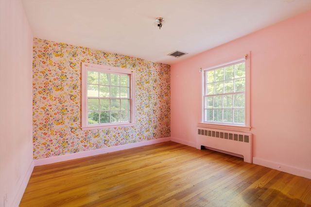 77 Jordan Rd, Brookline, MA 02446