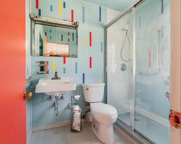 77 Jordan Rd, Brookline, MA 02446