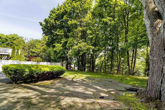 77 Jordan Rd, Brookline, MA 02446