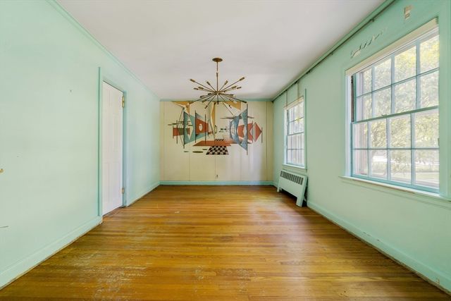 77 Jordan Rd, Brookline, MA 02446