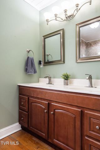 203 East Gilmer Park, Johnson City, TN 37604