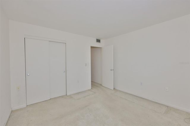 6100 21ST STREET N 9, St Petersburg, FL 33714