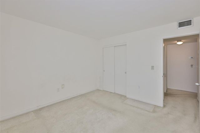 6100 21ST STREET N 9, St Petersburg, FL 33714