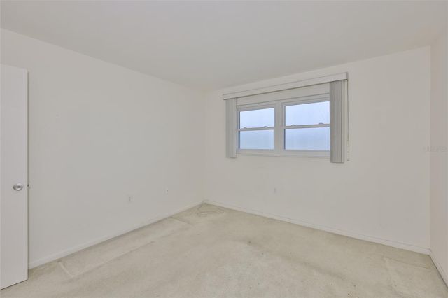 6100 21ST STREET N 9, St Petersburg, FL 33714