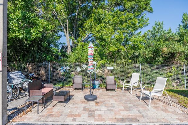 6100 21ST STREET N 9, St Petersburg, FL 33714