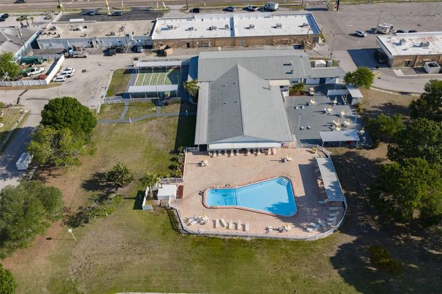 6100 21ST STREET N 9, St Petersburg, FL 33714