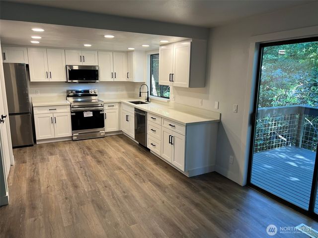 1508 NE Brockman Place, Seattle, WA 98125
