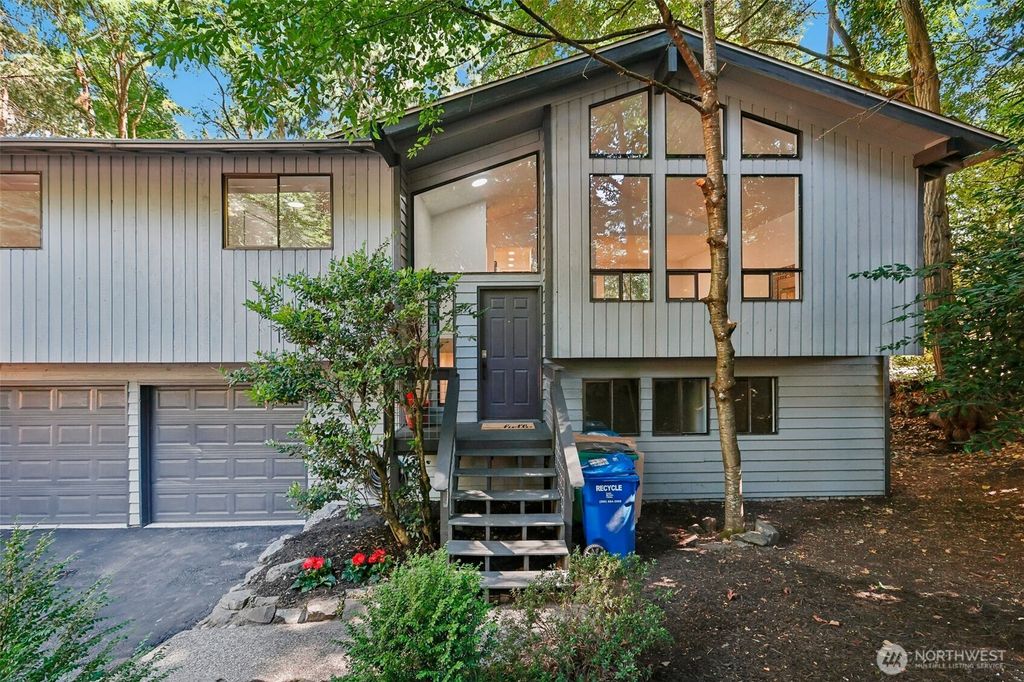 1508 NE Brockman Place, Seattle, WA 98125