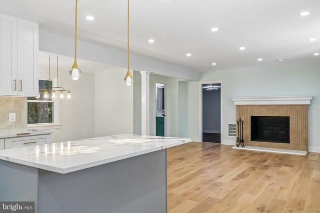 18 VISTA CT, Linden, VA 22642