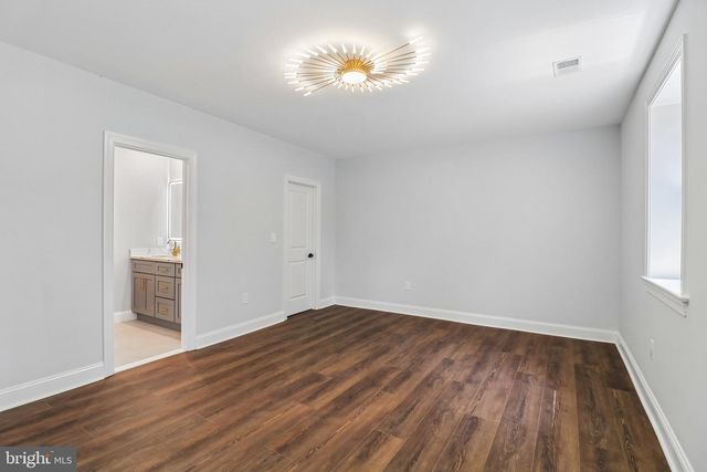 18 VISTA CT, Linden, VA 22642