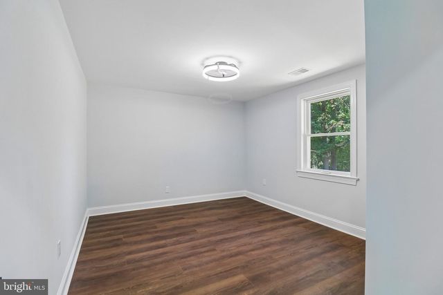 18 VISTA CT, Linden, VA 22642