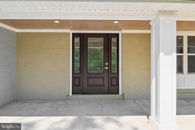 18 VISTA CT, Linden, VA 22642