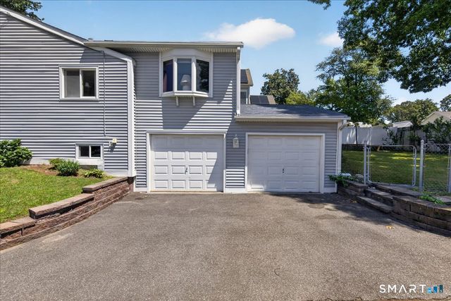 43 Chester Street, Milford, CT 06460