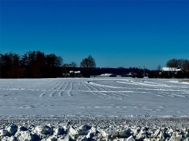 Rte 9, Hudson, NY 12541