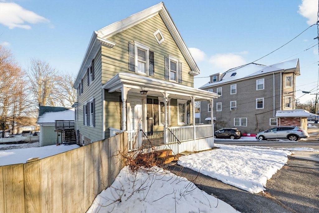 253 Adams Street, Fairhaven, MA 02719