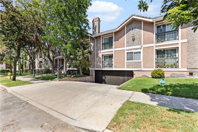 147 W Acacia 122, Glendale, CA 91204