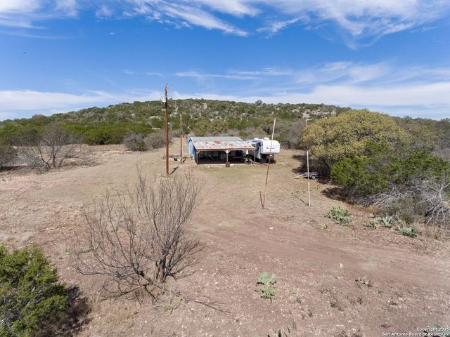 10344 RM 674, Rocksprings, TX 78880