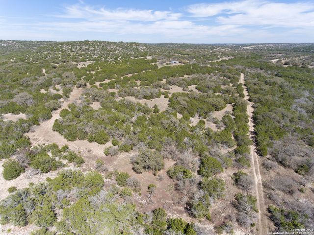 10344 RM 674, Rocksprings, TX 78880