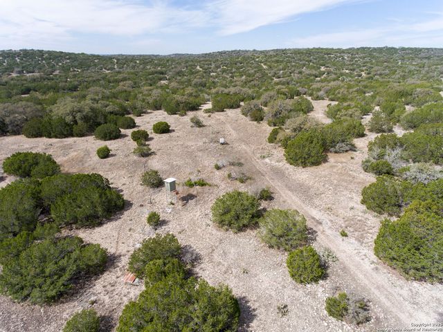 10344 RM 674, Rocksprings, TX 78880