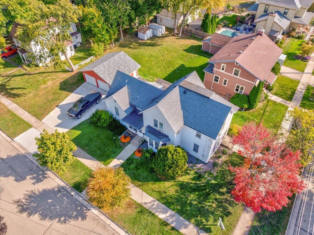 105 N Harrison Street, Stoughton, WI 53589