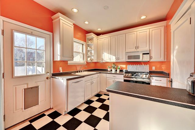 2121 Glenway Avenue, Covington, KY 41014