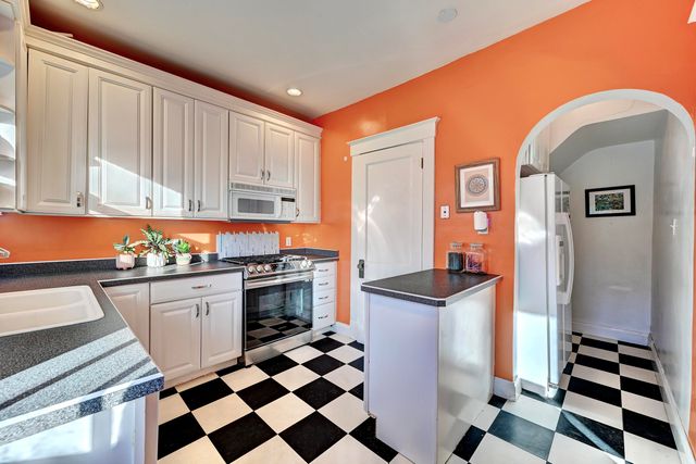 2121 Glenway Avenue, Covington, KY 41014