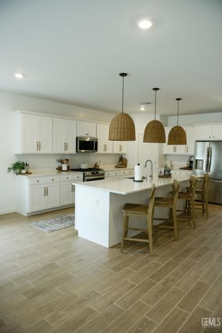 3312 Brook Grove Lane, Shafter, CA 93263