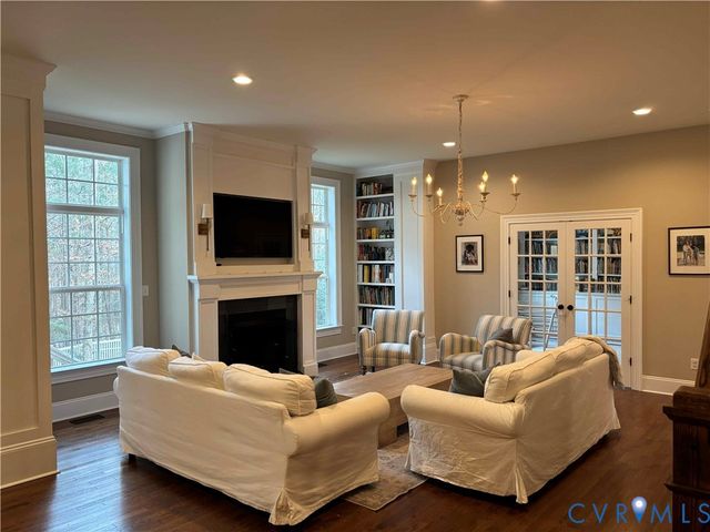 1512 Anchor Landing Dr, Chester, VA 23836