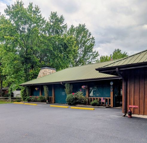 108 Choestoe Falls Circle, Blairsville, GA 30512