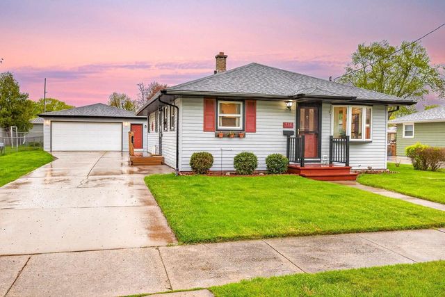 738 LONDON STREET, Menasha, WI 54952