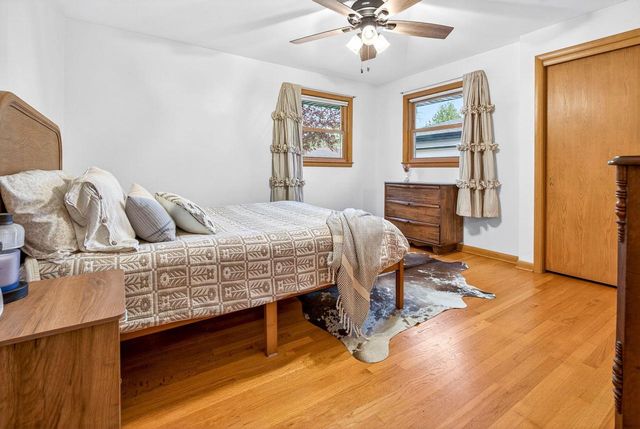 738 LONDON STREET, Menasha, WI 54952